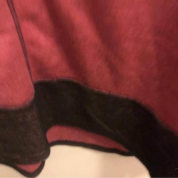 Women’s size Large open shoulder long sleeve top mauve wine color Vine & Love - Picture 4 of 6